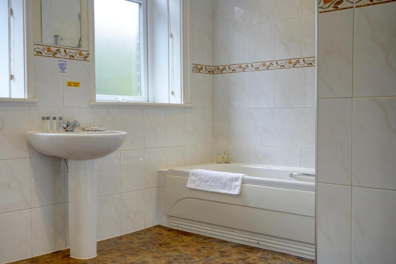 הודרספילד Durker Roods Hotel מראה חיצוני תמונה